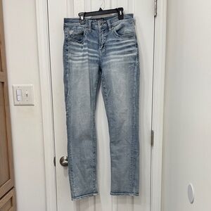 Buckle Salvage Men's Blue Jeans. Riot taper athletic fit. 32x32